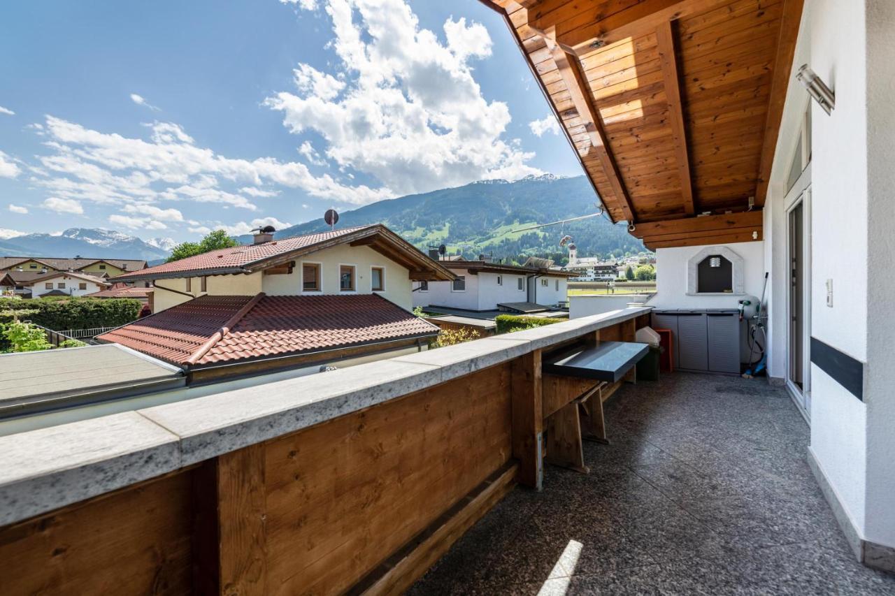 Haus Rudi Ried im Zillertal Exterior foto